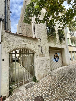 appartement à la vente -   84000  AVIGNON, surface 55 m2 vente appartement - APR735011